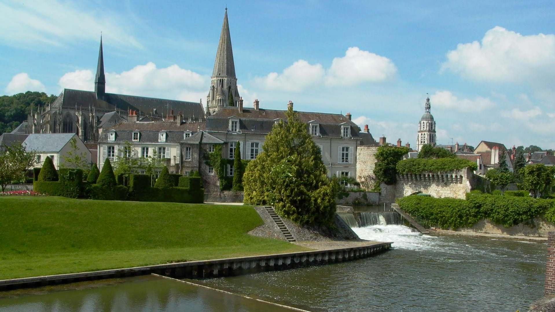 La ville de Vendme- un petit joyau au bord du Loir